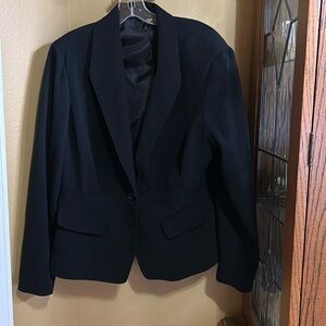 Women’s business dress jacket